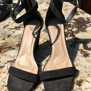 Elegant Black Women's wedge sandles